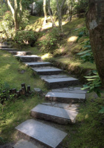 pas japonais - escalier... aménagement de jardin